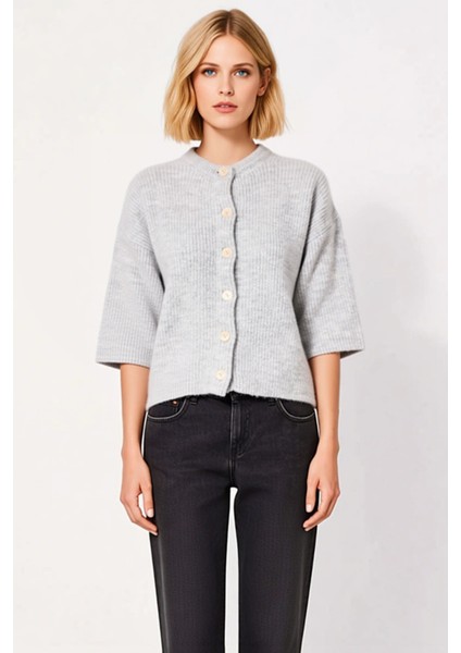 Kadın Geniş Kalıp Yumuşak Dokulu Kısa Kol Triko Hırka Günlük Kombinlerin Vazgeçilmezi Spor modelleri