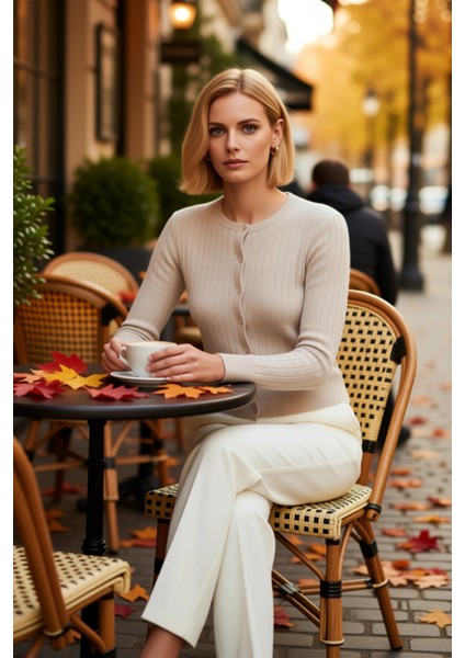 Kadın Fitilli Triko Hırka Bluz Takım Modern Kesim Günlük Kombinler Için Ideal Bir Seçenek Şık fiyatları