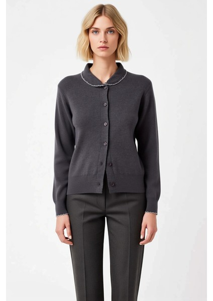 Kadın Bebe Yaka Kontrast Detaylı Yumuşak Dokulu Uzun Kollu Regular Kesim Konforlu Triko Hırka fırsatları