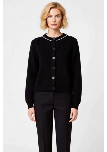 Kadın Ribanalı Bisiklet Yaka Inci Detaylı Düğmeli Triko Hırka Şık ve Konforlu Kombinler Oluşturun fırsatları