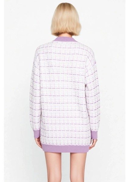 Kadın Geniş Kalıp V Yaka Düşük Kol Dokulu Simli Tüvit Görünümlü Uzun Triko Hırka Düğmeli Şık indirimleri