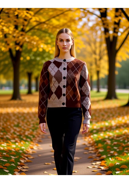 Kadın Baklava Desenli Bisiklet Yaka Crop Triko Hırka Kışlık Kombinlerin Vazgeçilmezi Olacak