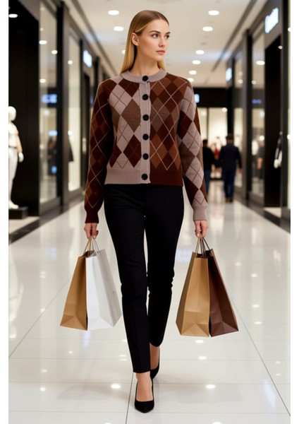 Kadın Baklava Desenli Bisiklet Yaka Crop Triko Hırka Kışlık Kombinlerin Vazgeçilmezi Olacak modelleri