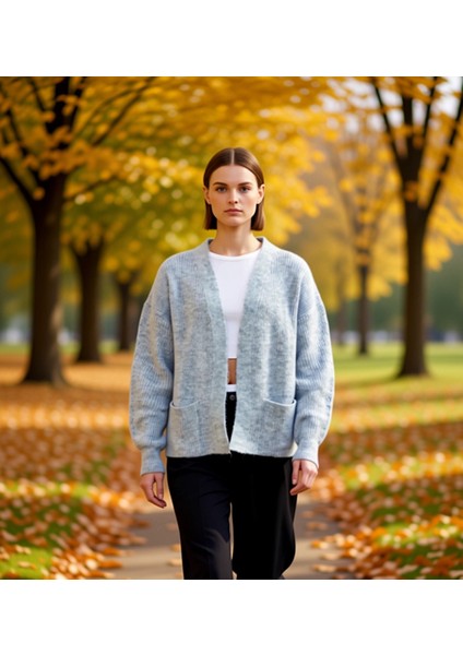 Kadın Geniş Kalıp Yumuşak Dokulu Fitilli Triko Hırka Cep Detaylı Rahat Şık Günlük Giyim Spor