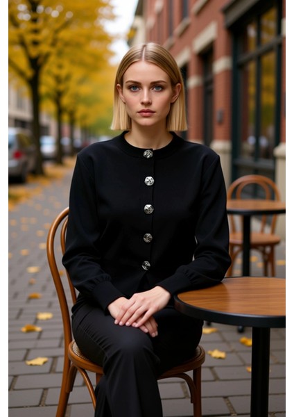 Kadın Regular Kalıp Gül Düğmeli Crop Triko Hırka Ceket Görünümlü Modern Şıklık Sunumu Spor fiyatları