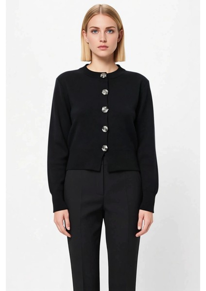 Kadın Regular Kalıp Gül Düğmeli Crop Triko Hırka Ceket Görünümlü Modern Şıklık Sunumu Spor fırsatları