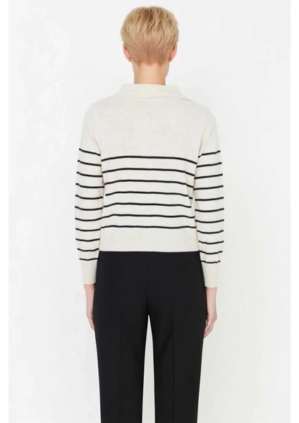 Kadın Çizgili Desenli Polo Yaka Düğmeli Crop Triko Hırka Uzun Kollu Rahat Kalıp Ilkbahar Sonbahar indirimleri