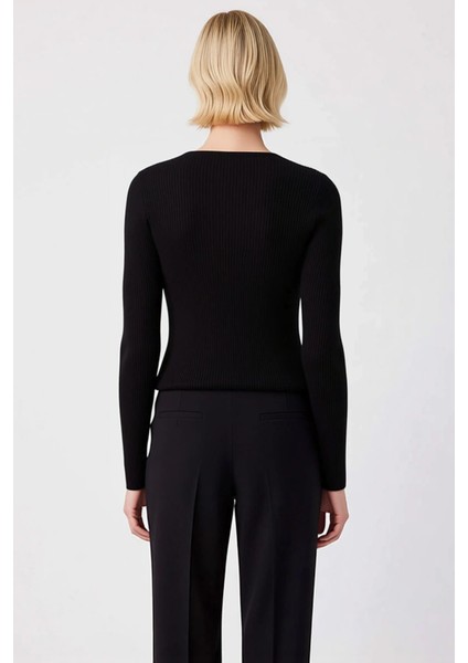 Merserize Görünümlü Fitilli Triko Hırka Kadın Gardırobunun Vazgeçilmez Parçası indirimleri