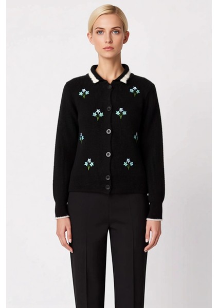 Kadın Çiçek Nakışlı Polo Yaka Triko Hırka Rahat Kesim Günlük Tamamlayan Zarif Bir Parça Şık fırsatları