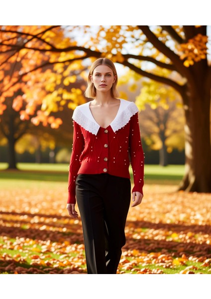 Kadın Bebe Yaka Dokuma Garni Detaylı Saç Örgü Triko Hırka Inci Işlemeli Düğmeli Tasarım Şık