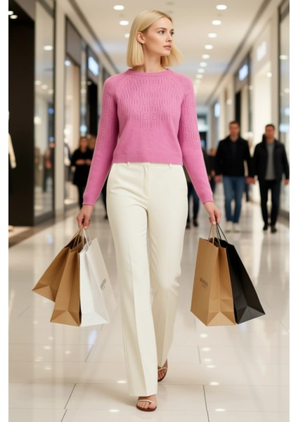 Kadın Şık ve Rahat Kısa Kesim Düğmeli Yumuşak Dokulu Ajurlu Delikli Triko Hırka Günlük Kullanım modelleri