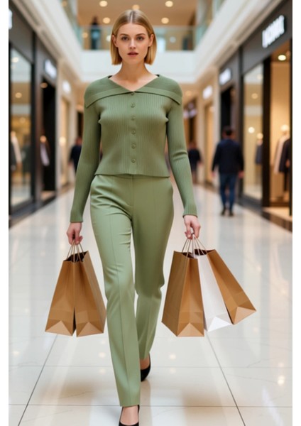 Kadın Devrik Yaka Fitilli Triko Hırka Uzun Kollu Crop Kesim Rahat ve Şık Kombinlerin Vazgeçilmezi modelleri