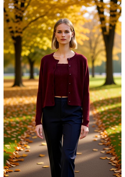 Kadın Dantel Detaylı Triko Hırka ve Askılı Bluz Takım Yumuşak Dokulu Rahat Kesim Dayanıklı