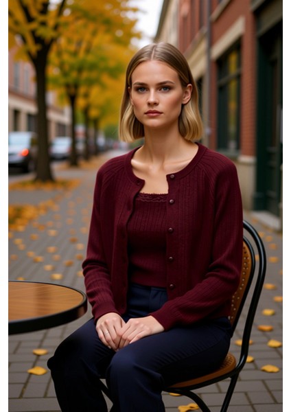 Kadın Dantel Detaylı Triko Hırka ve Askılı Bluz Takım Yumuşak Dokulu Rahat Kesim Dayanıklı fiyatları