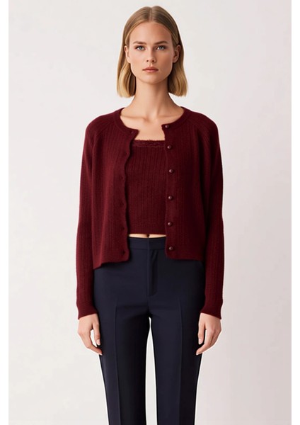 Kadın Dantel Detaylı Triko Hırka ve Askılı Bluz Takım Yumuşak Dokulu Rahat Kesim Dayanıklı fırsatları