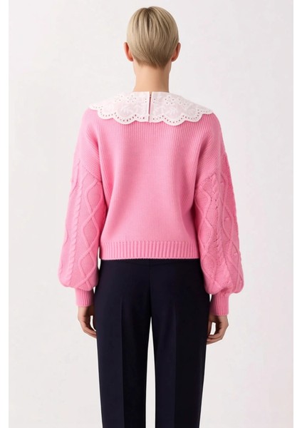 Kadın Yumuşak Dokulu Saç Örgü Desenli Nakış Detaylı Yakalı Düğmeli Uzun Kollu Triko Hırka Şık indirimleri