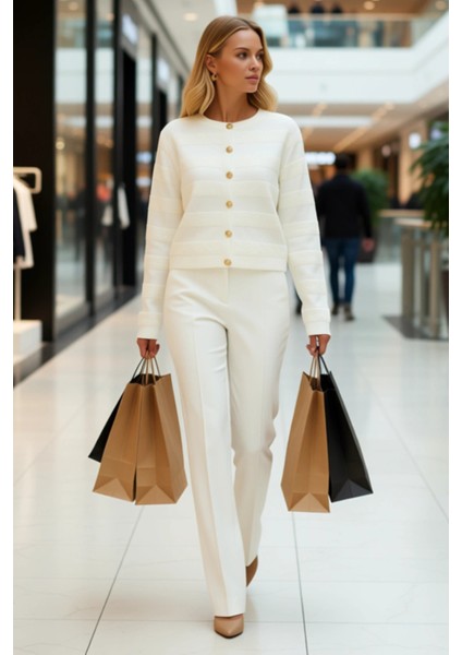 Kadın Dokulu Bisiklet Yaka Crop Triko Hırka Uzun Kollu Şık Düğmeli Rahat Kalıp Günlük Şıklık Sunar modelleri