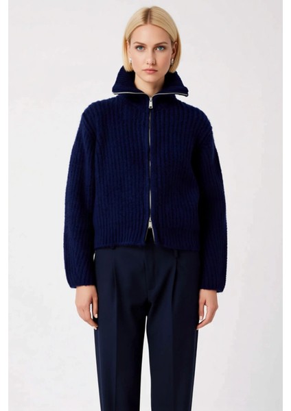 Kadın Geniş Kalıp Fermuarlı Triko Hırka Günlük Stilinizi Tamamlayan Yumuşak Dokunuş ve Konfor fırsatları