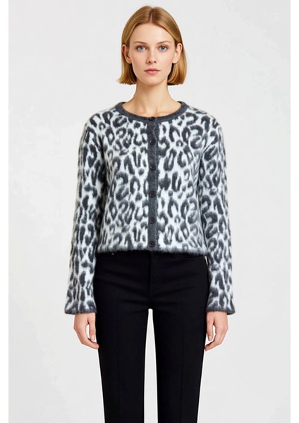 Kadın Leopar Desenli Triko Hırka Günlük Şıklık ve Sunan Uzun Kollu Bisiklet Yaka Tasarım Şık fırsatları