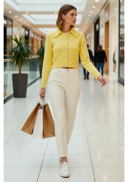 Kadın Crop Triko Hırka Polo Yaka Mücevher Düğmeli Uzun Kollu Regular Kalıp Ince Dokulu Şık modelleri