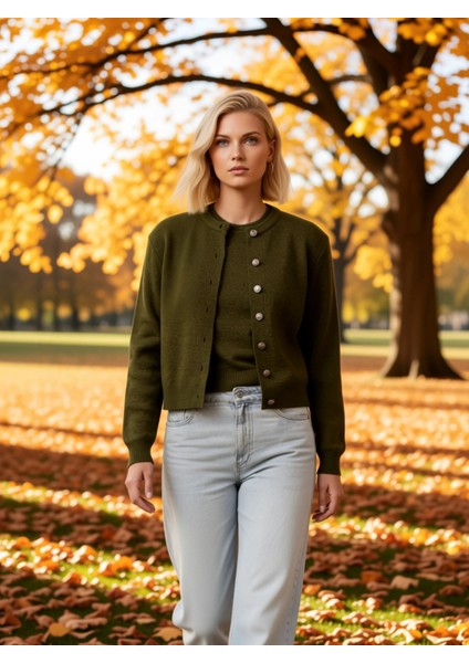 Kadın Bisiklet Yaka Düz Desen Triko Hırka Bluz Takımı Rahat ve Şık Bir Görünüm Fonksiyonel