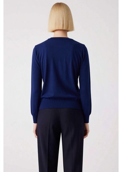 Kadın Zamansız Şıklık Sunan Klasik Düğmeli Hırka Konforlu %100 Pamuk Örgü Tasarım Günlük Kullanım indirimleri