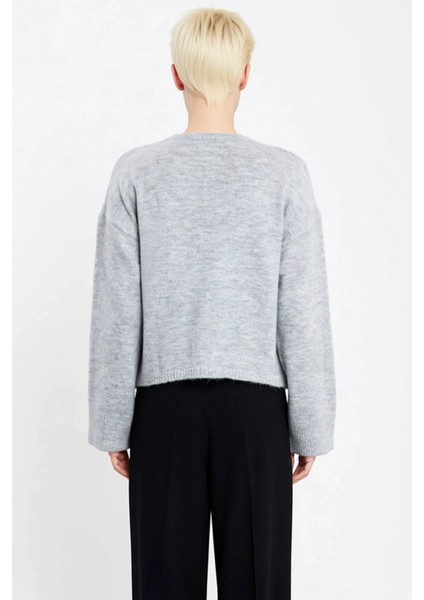 Kadın Rahat Kesim Düşük Kollu Kruvaze Detaylı Triko Üst Giyim Parçası Günlük Şıklık Modern fırsatları