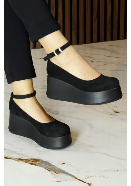 Nevada Siyah Süet Yuvarlak Burun Bantlı Dolgu Topuklu Günlük Ayakkabı