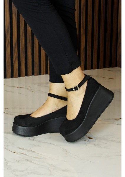 Nevada Siyah Süet Yuvarlak Burun Bantlı Dolgu Topuklu Günlük Ayakkabı