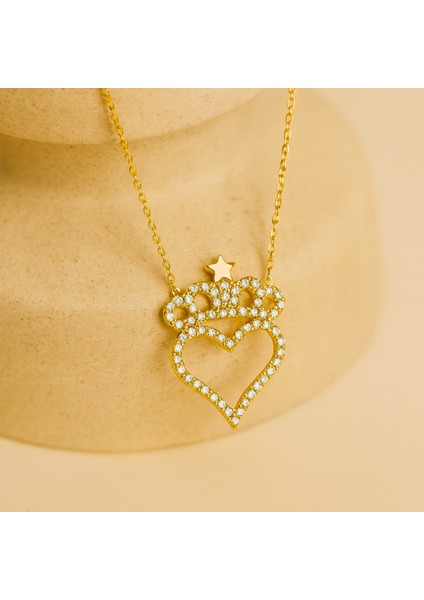 14 Ayar Altın Taç ve Yıldız Detaylı Kalp Kolye
