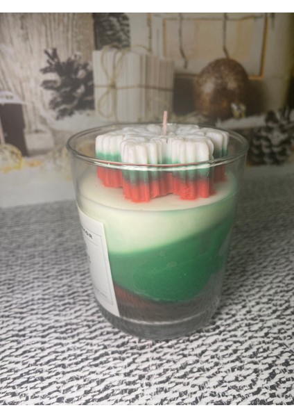 Cam Bardakta Yılbaşı Yeni Yıl Renkleri Kar Tanesi Temalı %100 Doğal Soya Wax Vegan Mum modelleri