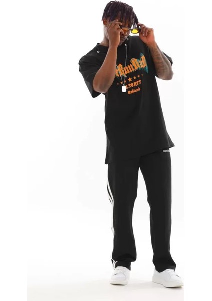 Unisex Oversize Kolye Dahil T-Shirt - Siyah fırsatları