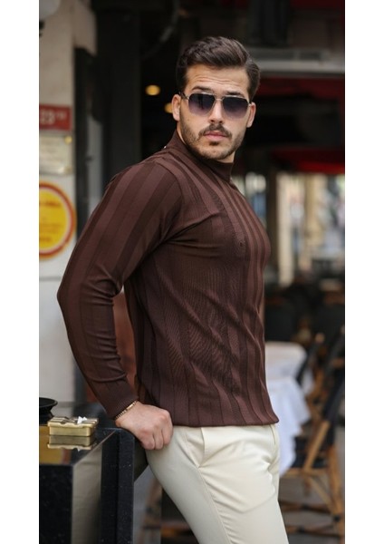 Erkek Yarım Balıkçı Yaka Kabartma Desenli Triko fırsatları