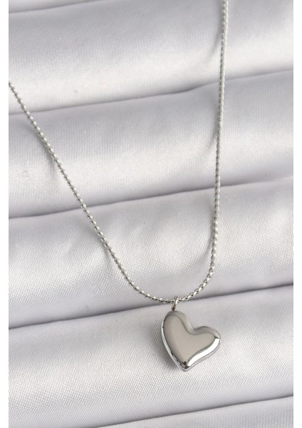 316L Çelik Gümüş Renk Zincir Kalp Figür Kadın Kolye