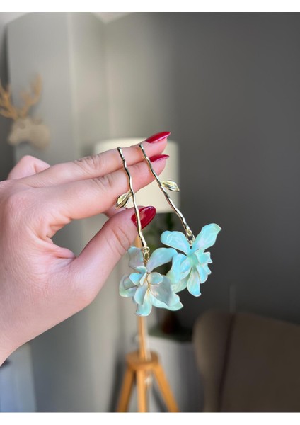 Tasarım Yeni Salantılı Yapraklı Çiçek Küpe