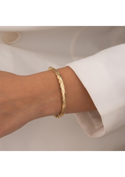 Spor Model 14 Ayar Altın Kelepçe