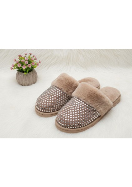 Içi Tüylü Taşlı Kaymaz Taban Kadın Ev Terliği