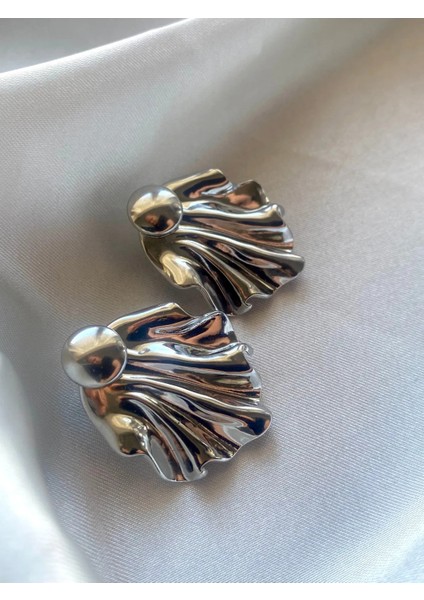 Gümüş Yaprak Küpe