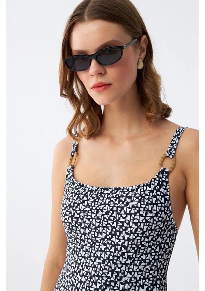 Kadın Lacivert Geometrik Desenli Aksesuar Askılı Tek Parça Mayo modelleri