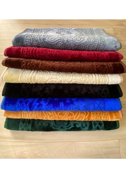 Saraylı Home Lüks Kalın Yumuşak Peluş Kaymaz Taban Özellikli Hediyelik Bohçalık Çeyizlik Seccade fırsatları