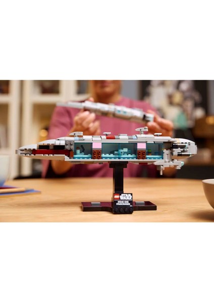 75405 LEGO Star Wars - Home One Starcruiser 559 Parça +18 Yaş