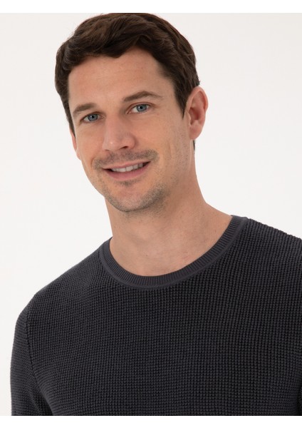 Erkek Antrasit Slim Fit Pamuk Karışımlı Bisiklet Yaka Triko Kazak 50318983-VR006