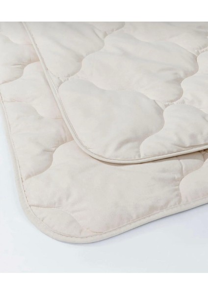 Yün Yorgan Çift Kişilik 195X215 Outlet 1-A