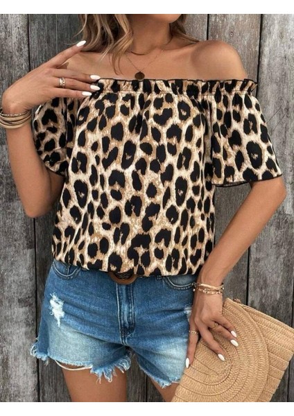 Kadın Madonna Yaka Fırfırlı Leopar Desenli Mikro Kumaş Bluz