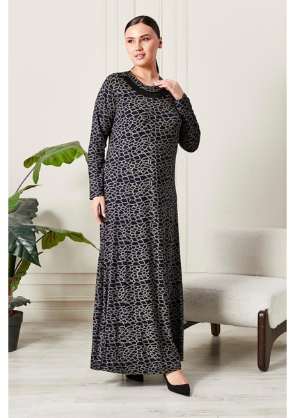 Kadın Buyuk Beden Yakası Taşlı Penye Elbise fırsatları