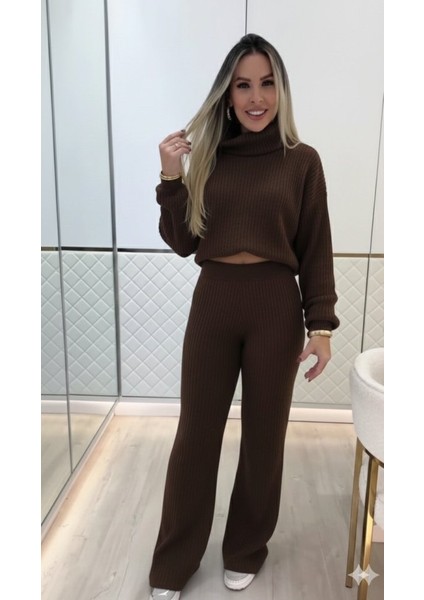 Kadın Uzun Kollu Balıkçı Yaka Kısa Triko Bluz ve Pantolon Ikili Takım fiyatları