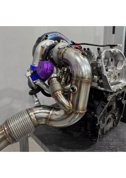 R2P EA888.3 - 4 Port Performans Silindir Kapağı, Downpipe & Manifold modelleri