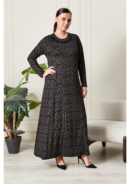 Kadın Buyuk Beden Yakası Taşlı Penye Elbise indirimleri