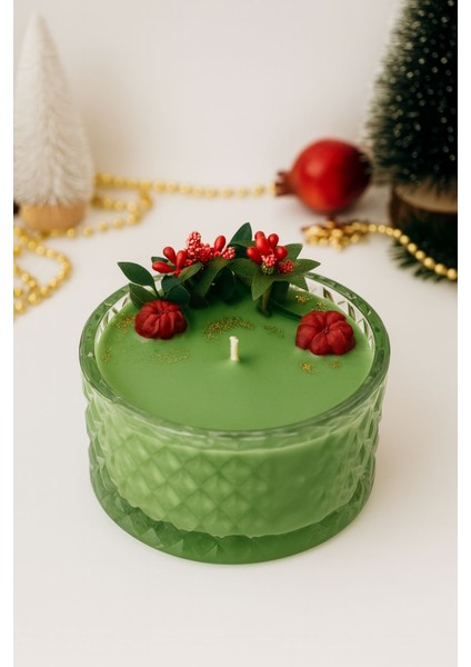 Cam Kasede Yeni Yıl Temalı Renkli Bitkiler ve Kırmızı Mini Kabaklarla Süslemeli Yeşil Soya Mumu modelleri