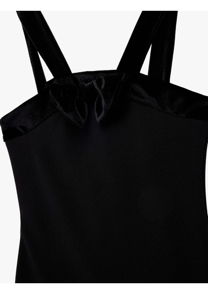 Fiyonk Detaylı Diz Üstü Askılı Yılbaşı Elbise modelleri